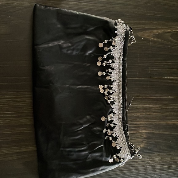 Handbag - Picture 8 of 9